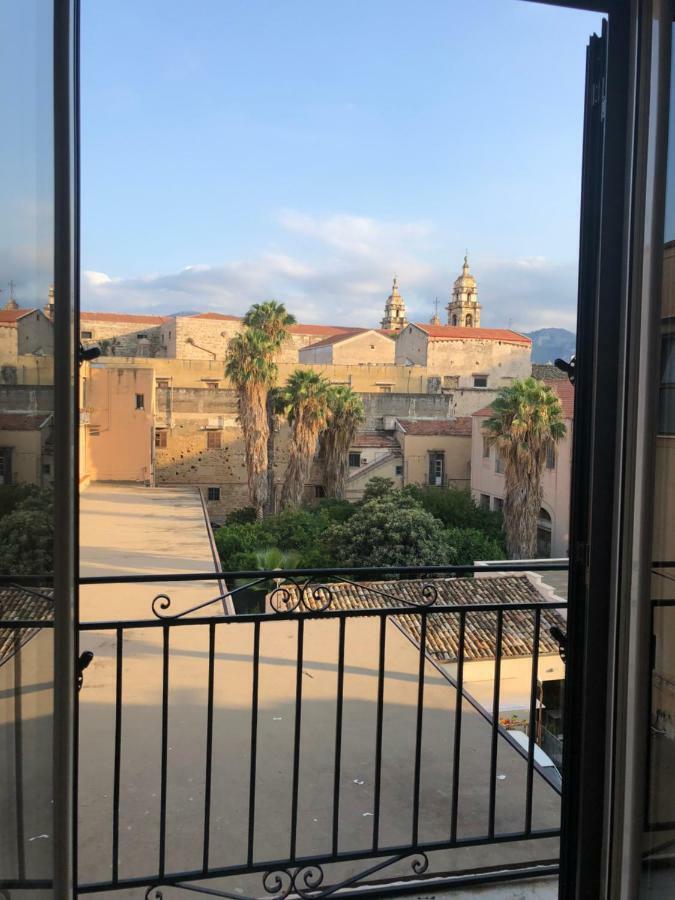 Appartamento Valverde パレルモ エクステリア 写真